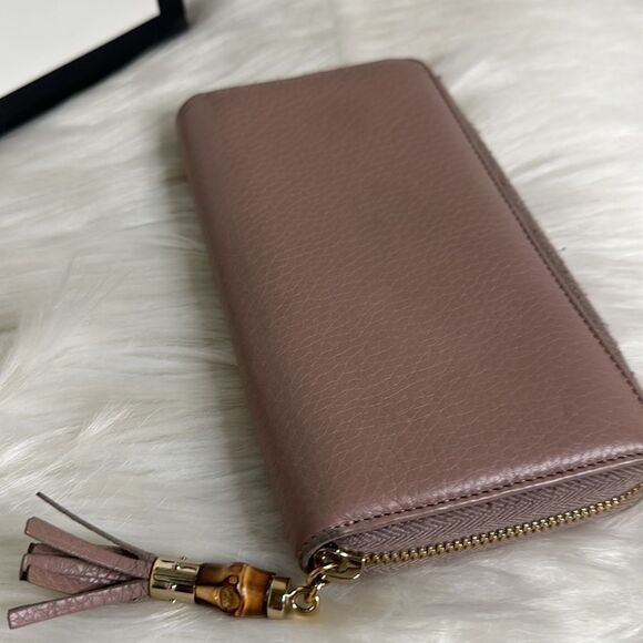 💯Authentic Gucci Zipped Leather Long Wallet🍀 - Picture 8 of 14